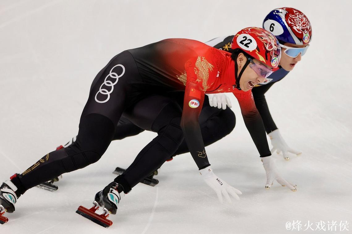 短道速滑世界杯男子5000米接力 中国队夺得银牌 短道速滑世界杯男子5000米接力 中国队夺得银牌